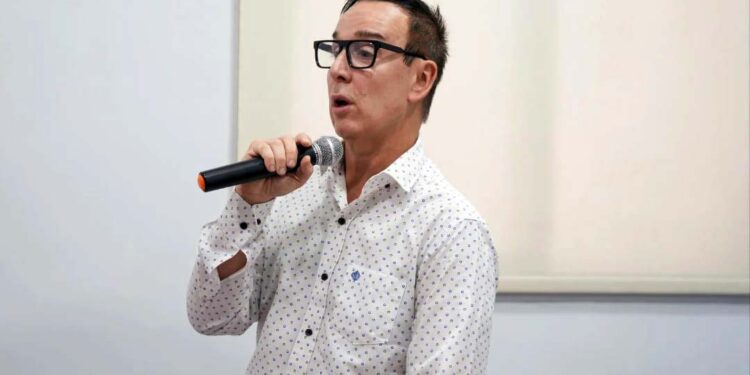 Entrega de diplomas en Gestión de Servicios de Salud